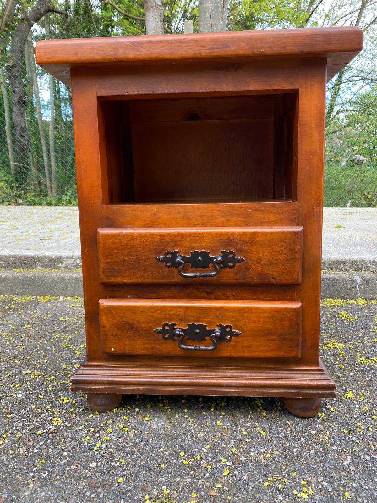 Louis XIV bedside table in solid wood with 2 drawers.