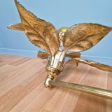 Large floral wall light in brass and gilded metal, Willy Daro, 1970.