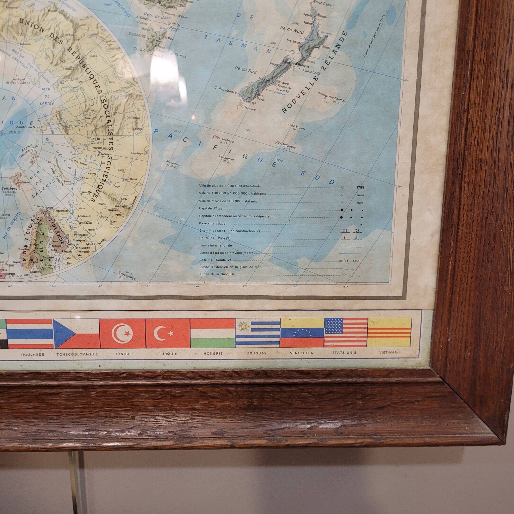 Globe map / Planisphere "Le Monde Politique", National Geographic Institute, 20th century – Fran