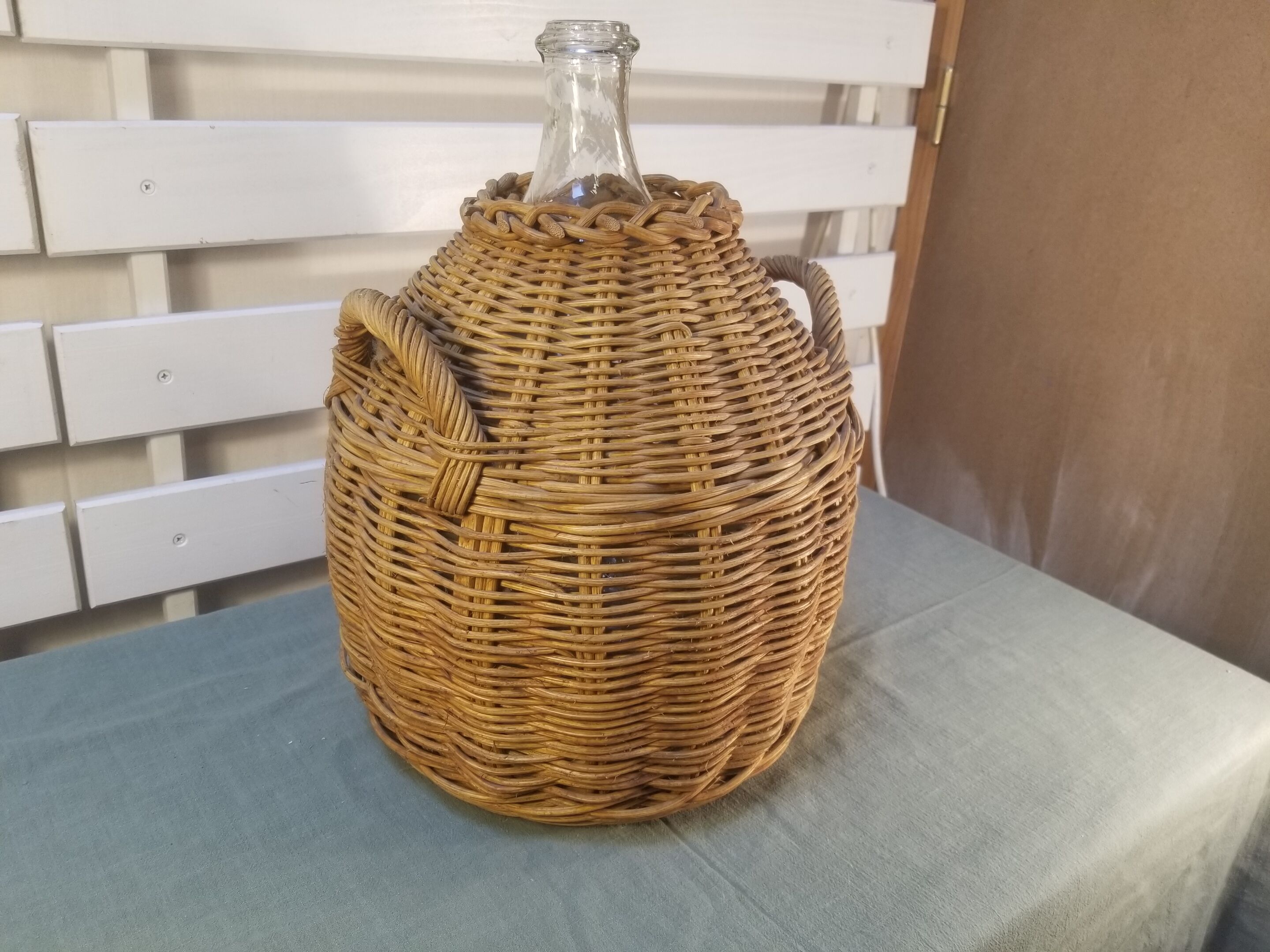 Lady jeanne 10l dressed in rattan - vintage