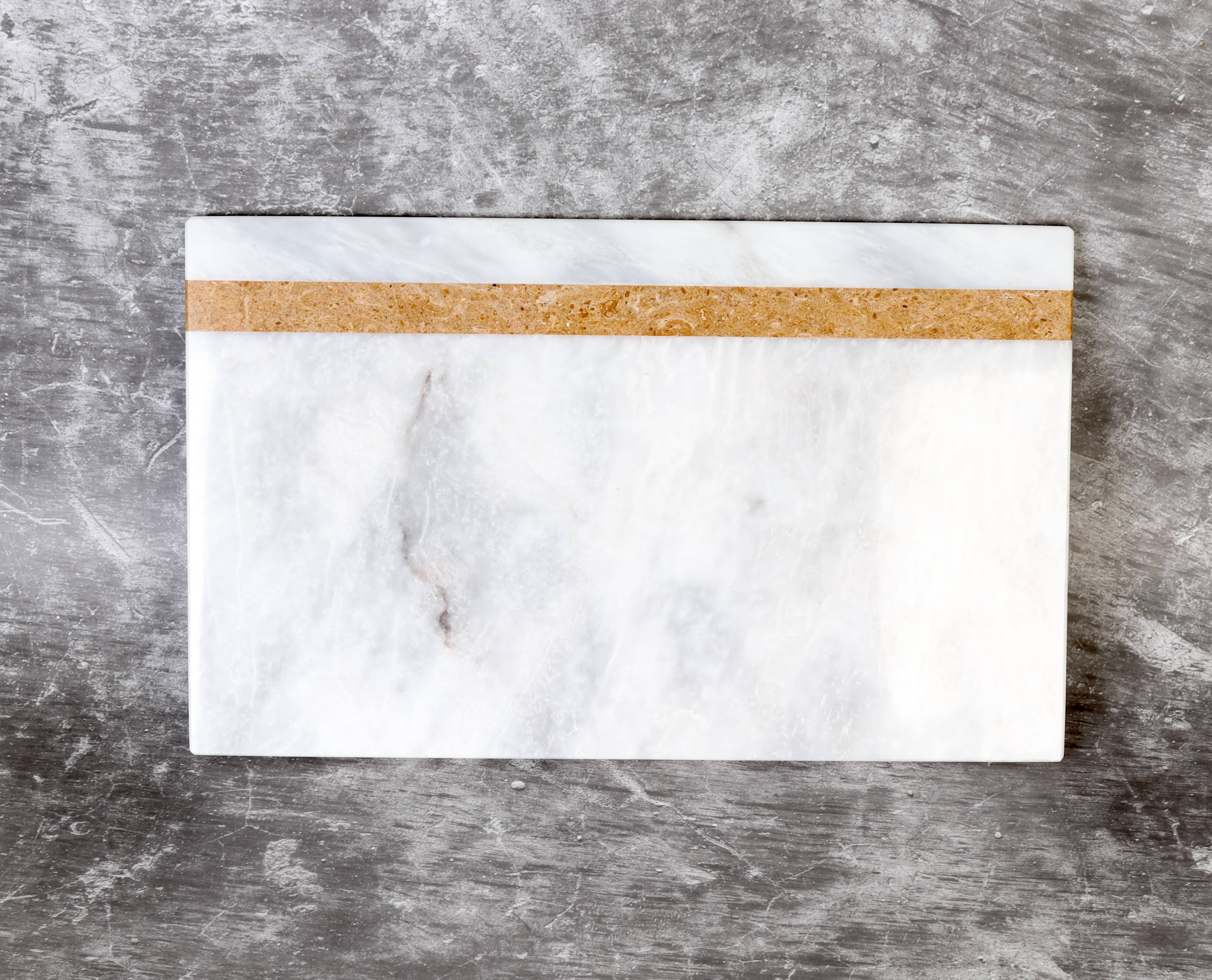 Salvatore – Rectangular serving tray in natural white marble