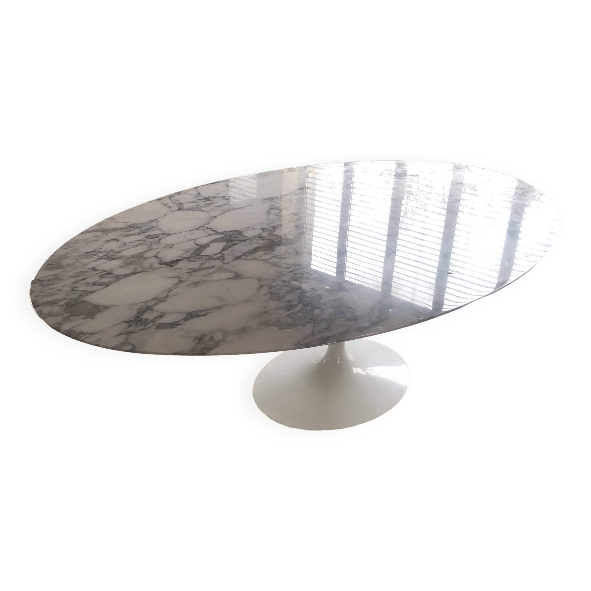 Knoll oval table