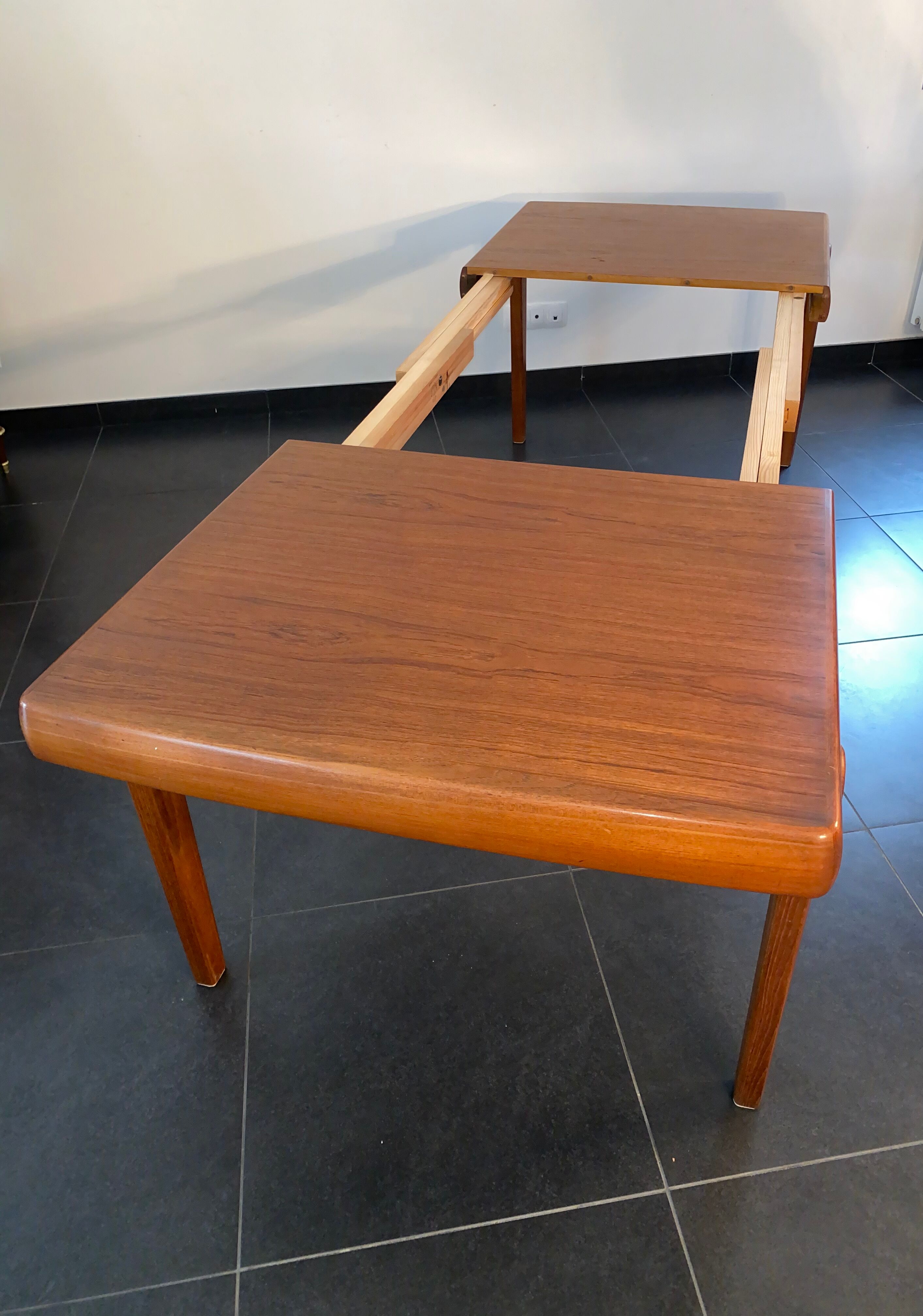 Vamo Sanderborg teak table, Arne Vodder 1960