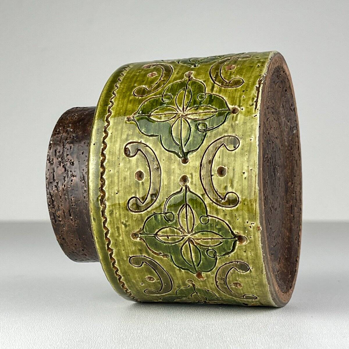 Small vintage ceramic vase by Aldo Londi for Bitossi, Italy, 1970s.