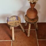 Paire de tabourets tripodes brutalistes