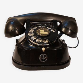 Old Belgian RTT 56B dial telephone in black bakelite