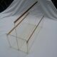 Porte-revues en plexiglas