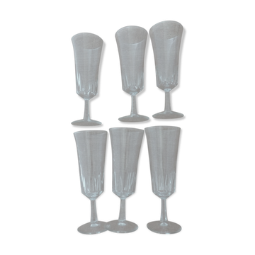 1 set of 6 champagne flutes