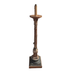 Pique-cierge d’église ancien en bois sculpté transformé en lampe