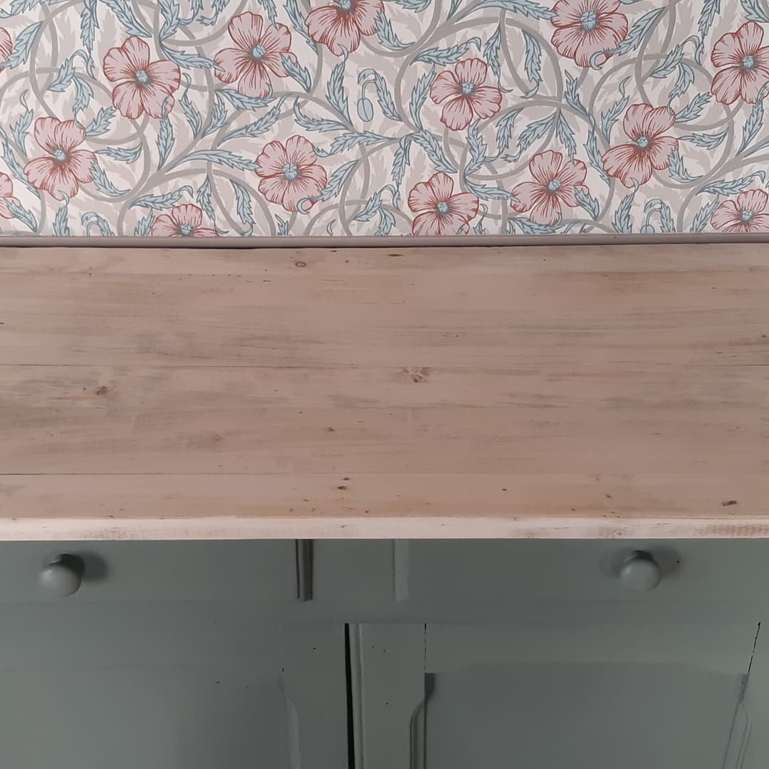 Parisian buffet patinated khaki