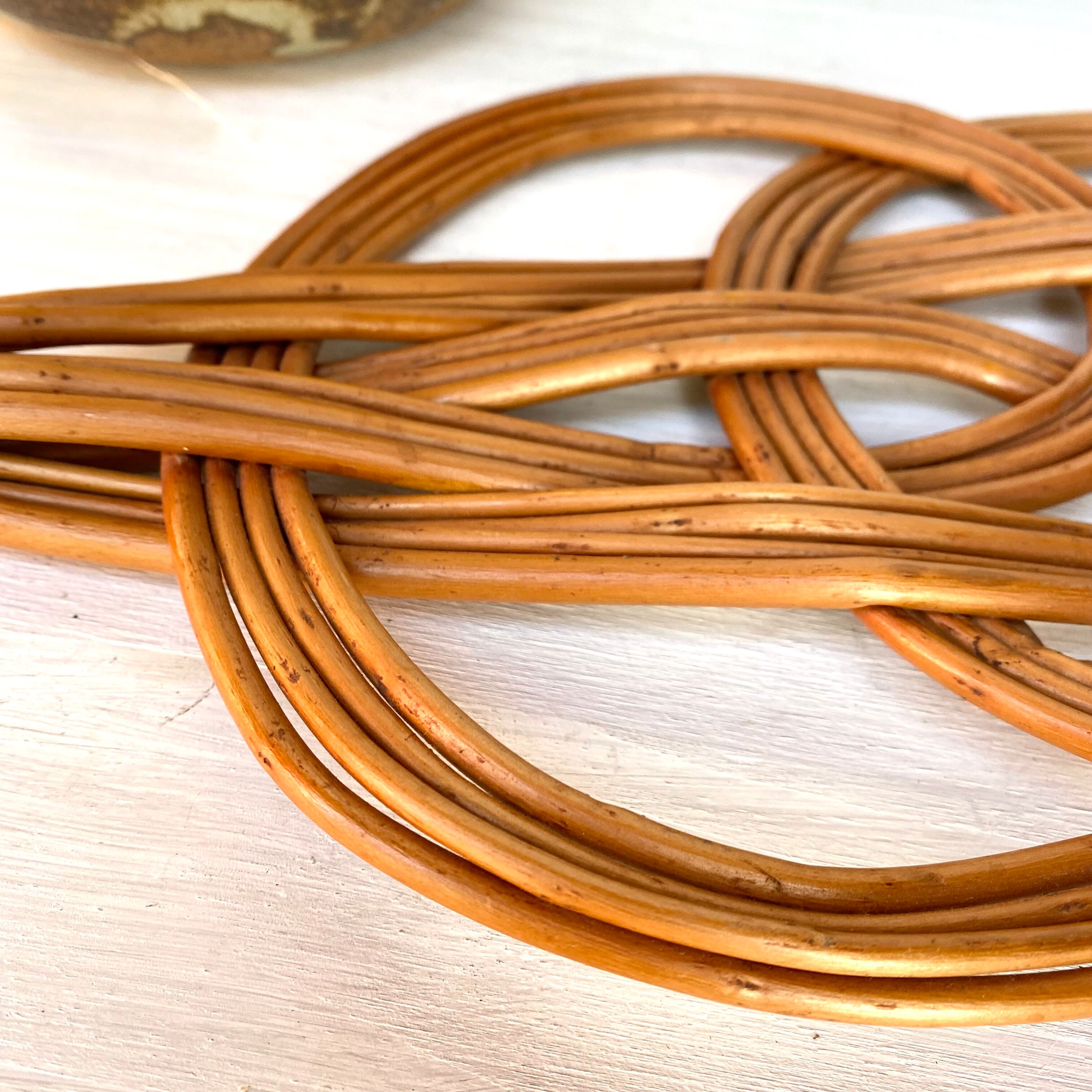 Wicker carpet beater