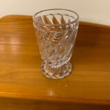 Verre à pied vase baccarat