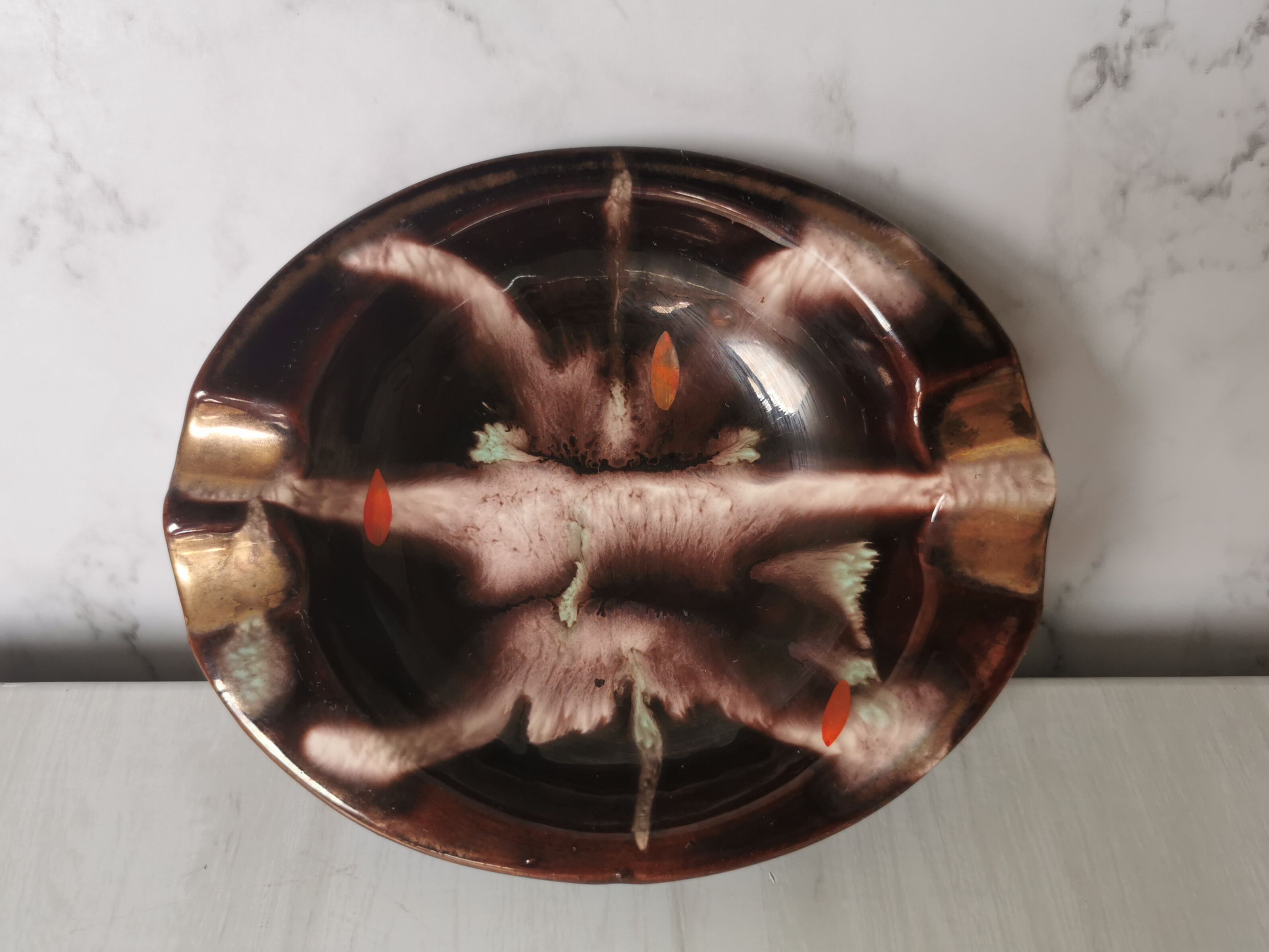 Vintage ceramic ashtray
