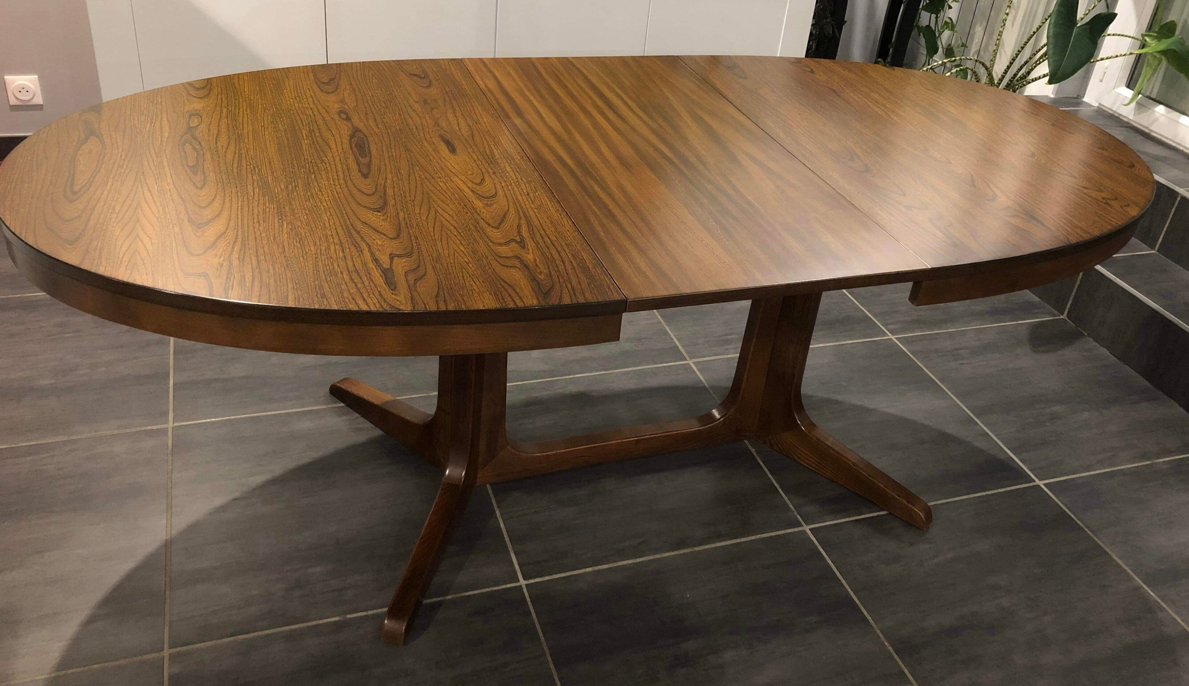 Vintage extendable table Baumann 1970s