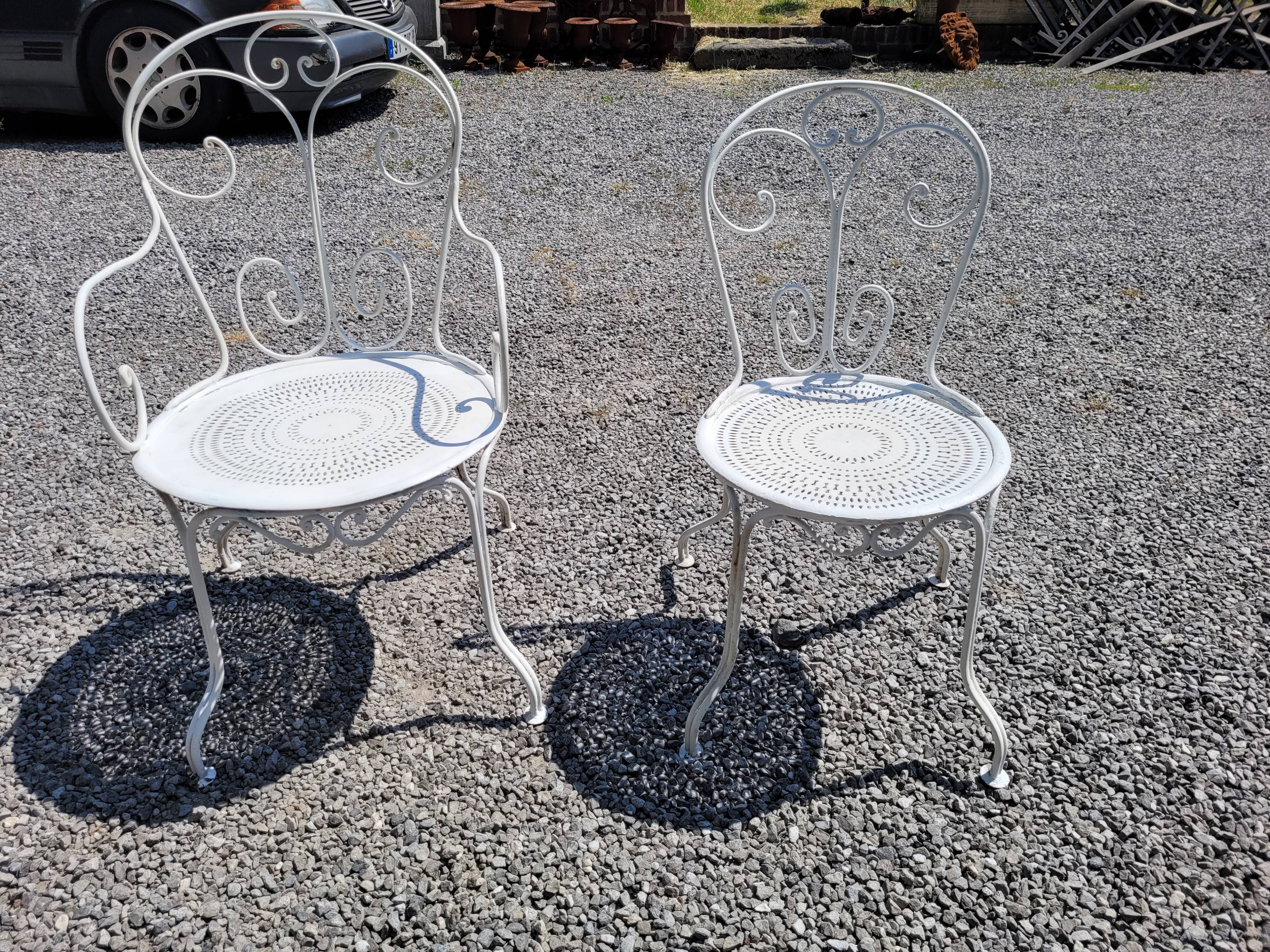 Old wrought iron garden furniture 3 armchairs + 2 chairs