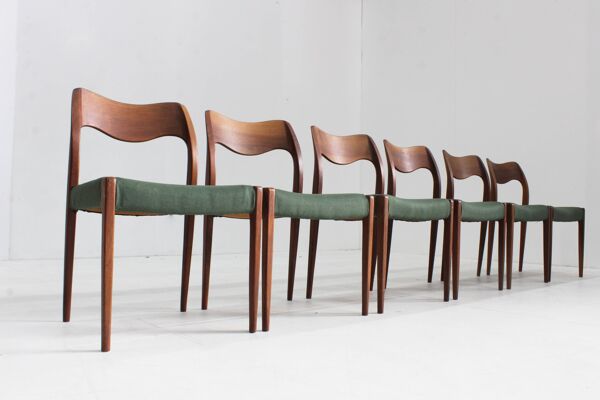 Ensemble de 6 chaises de salle à manger vintage danoises par Niels Moller modèle 71