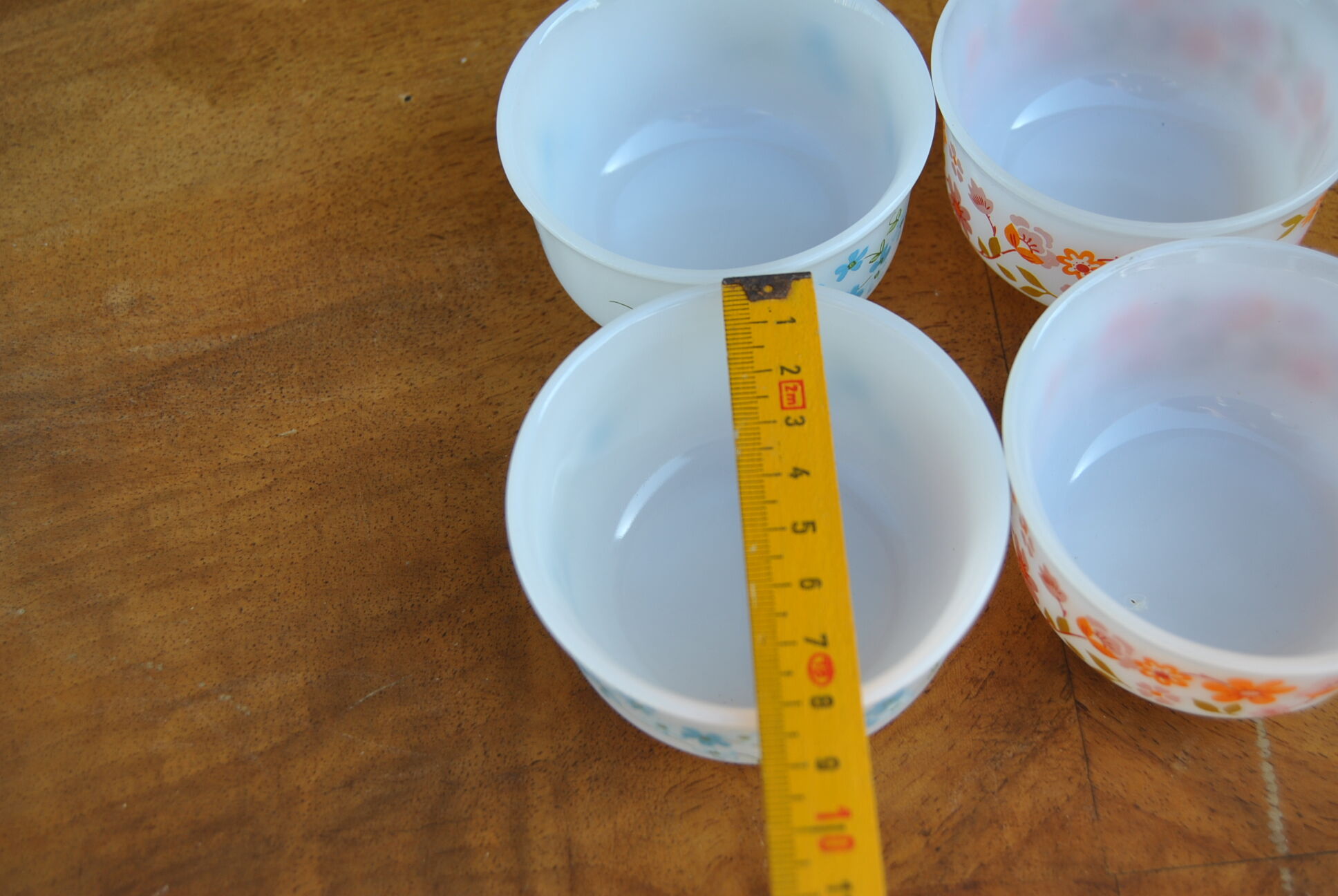 Series of 4 Scania and Veronica ramekins from Arcopal 70s/80s