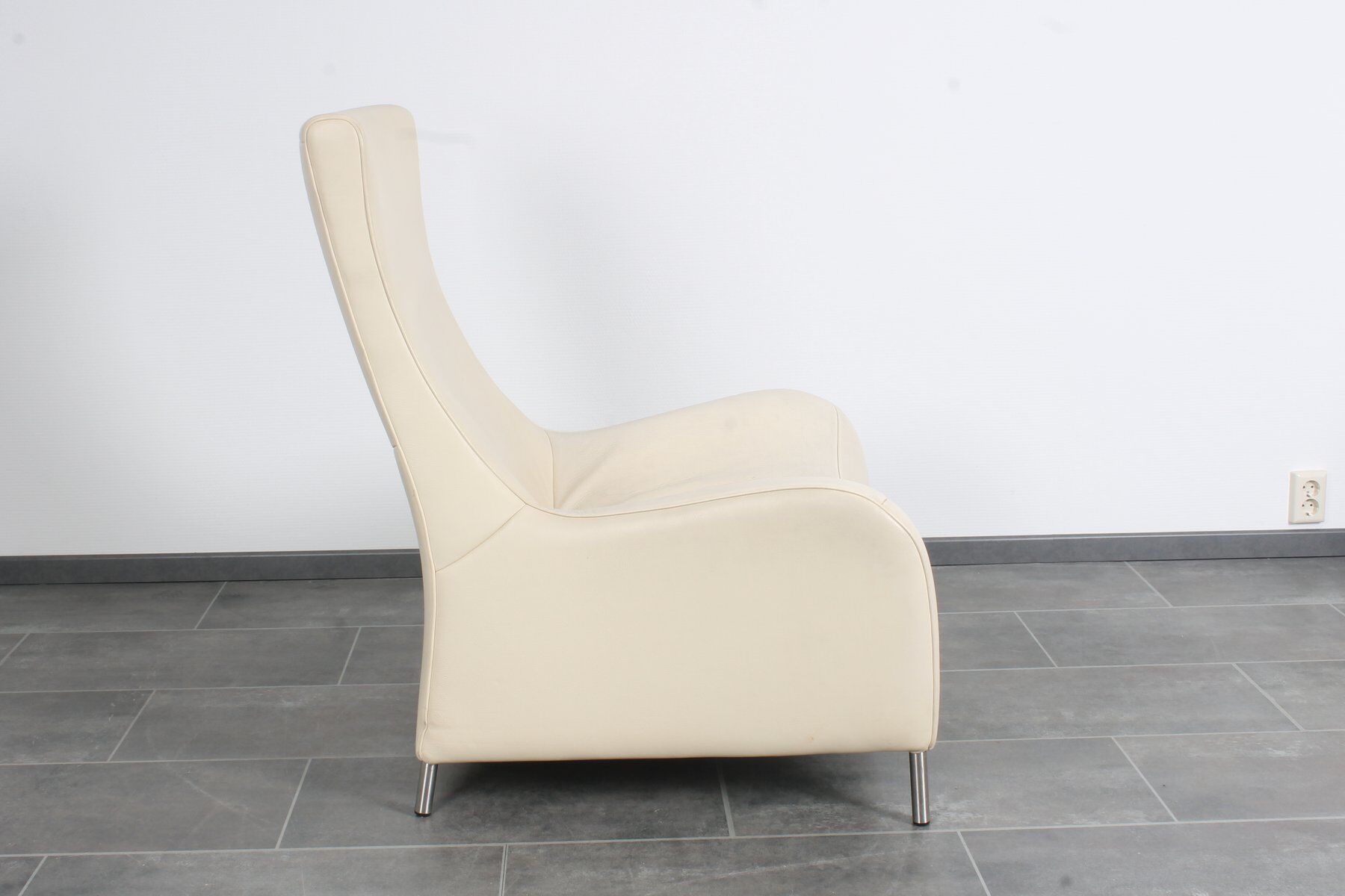 White DS264 model long chair by Matthias Hoffmann for de Sede 1980s