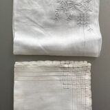 Lot de 2 mouchoirs ou serviettes thé Brodés anciens