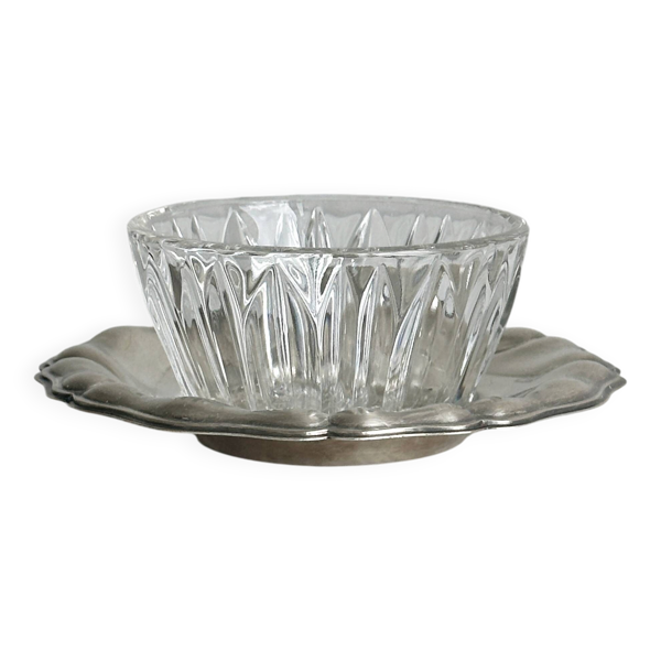Beurrier en verre taillé et métal