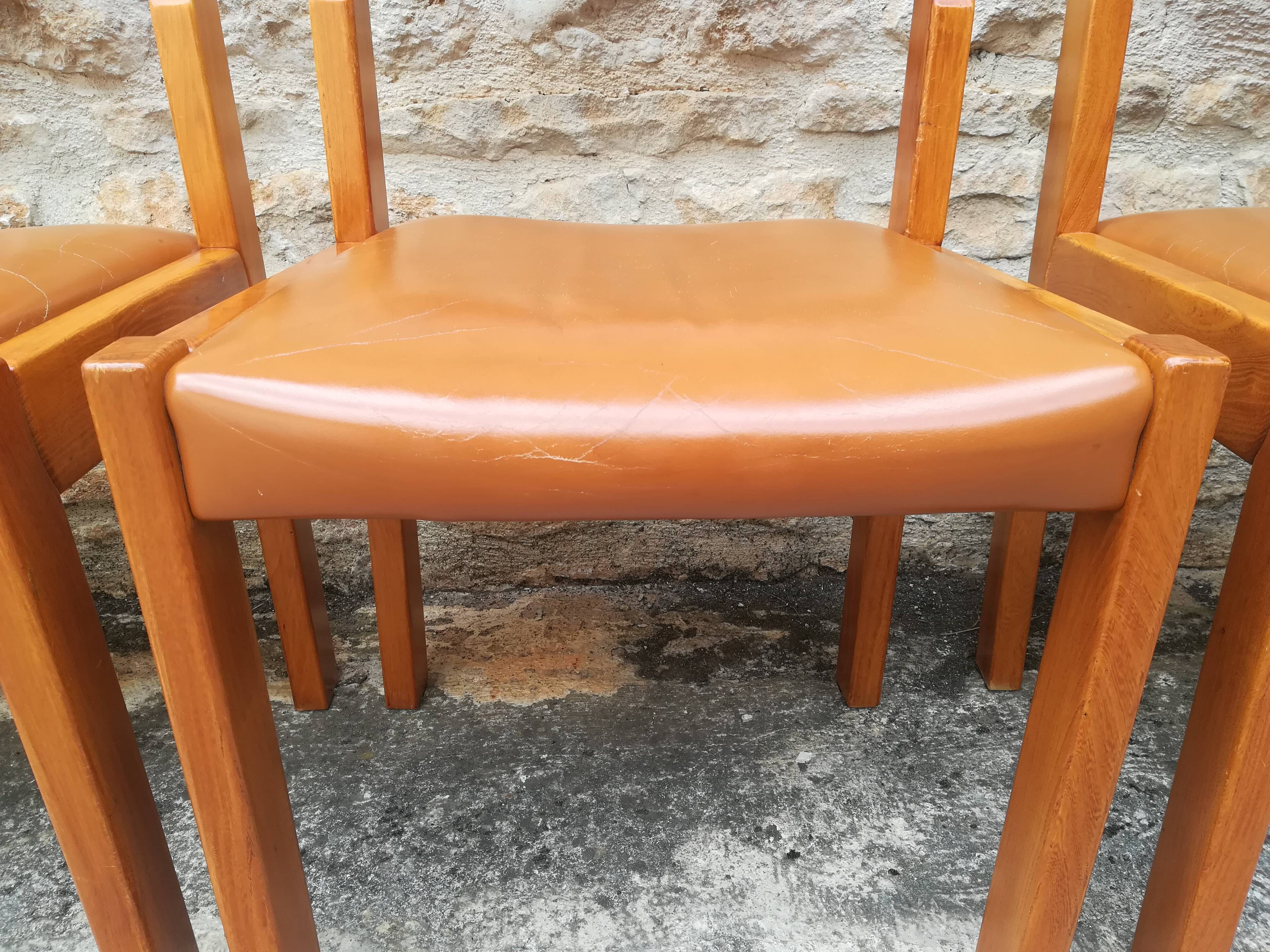 Maison Regain chairs in elm and leather