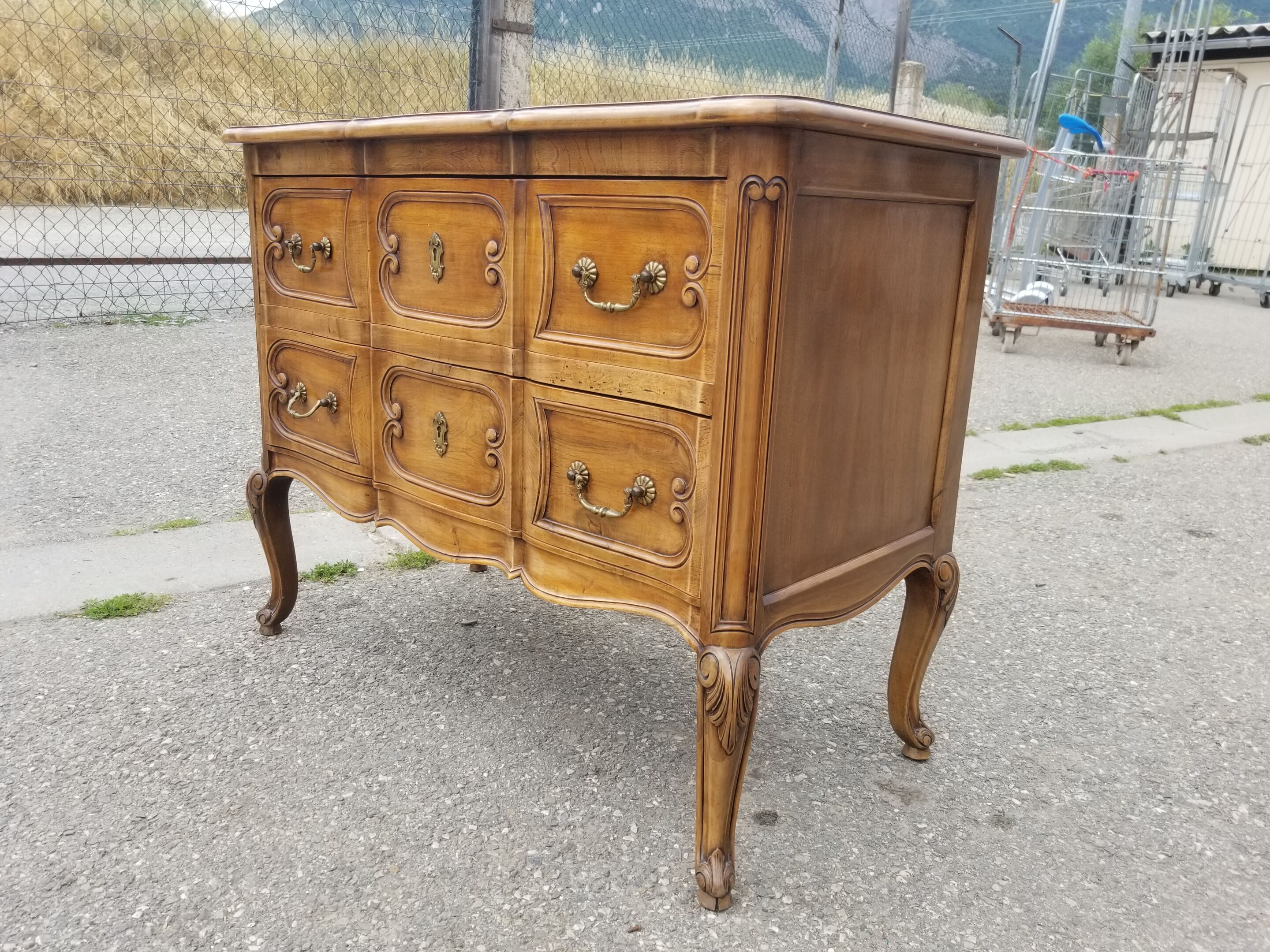 Commode crossbow style louis xv 2 drawers in walnut