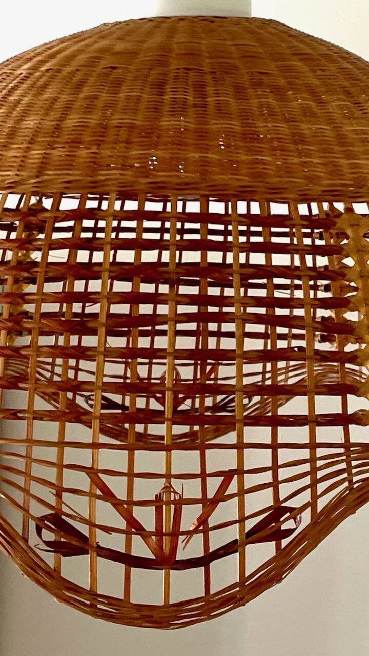 Vintage wicker suspension