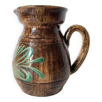 Alsatian pitcher