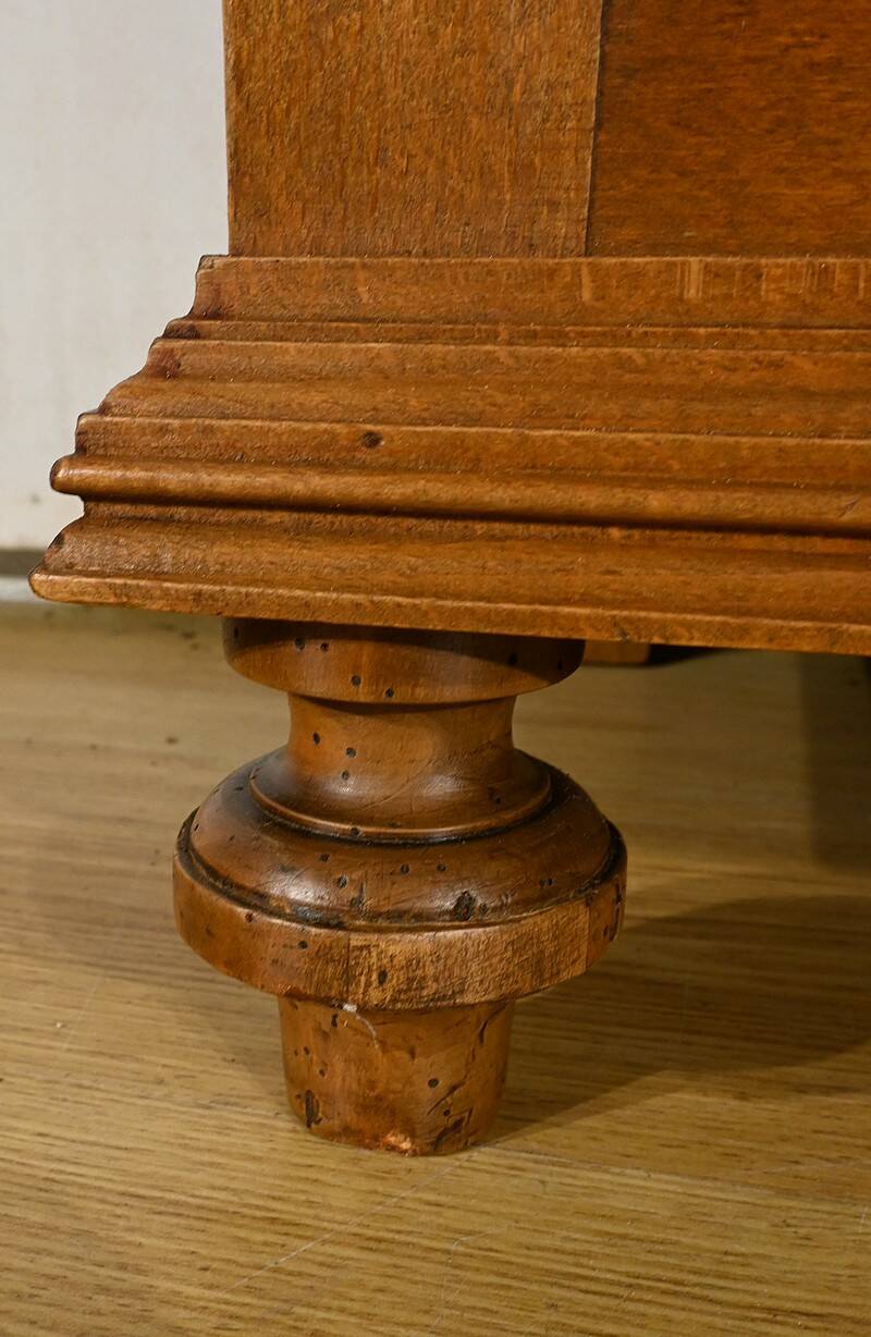 Stained beech bookcase – 1920