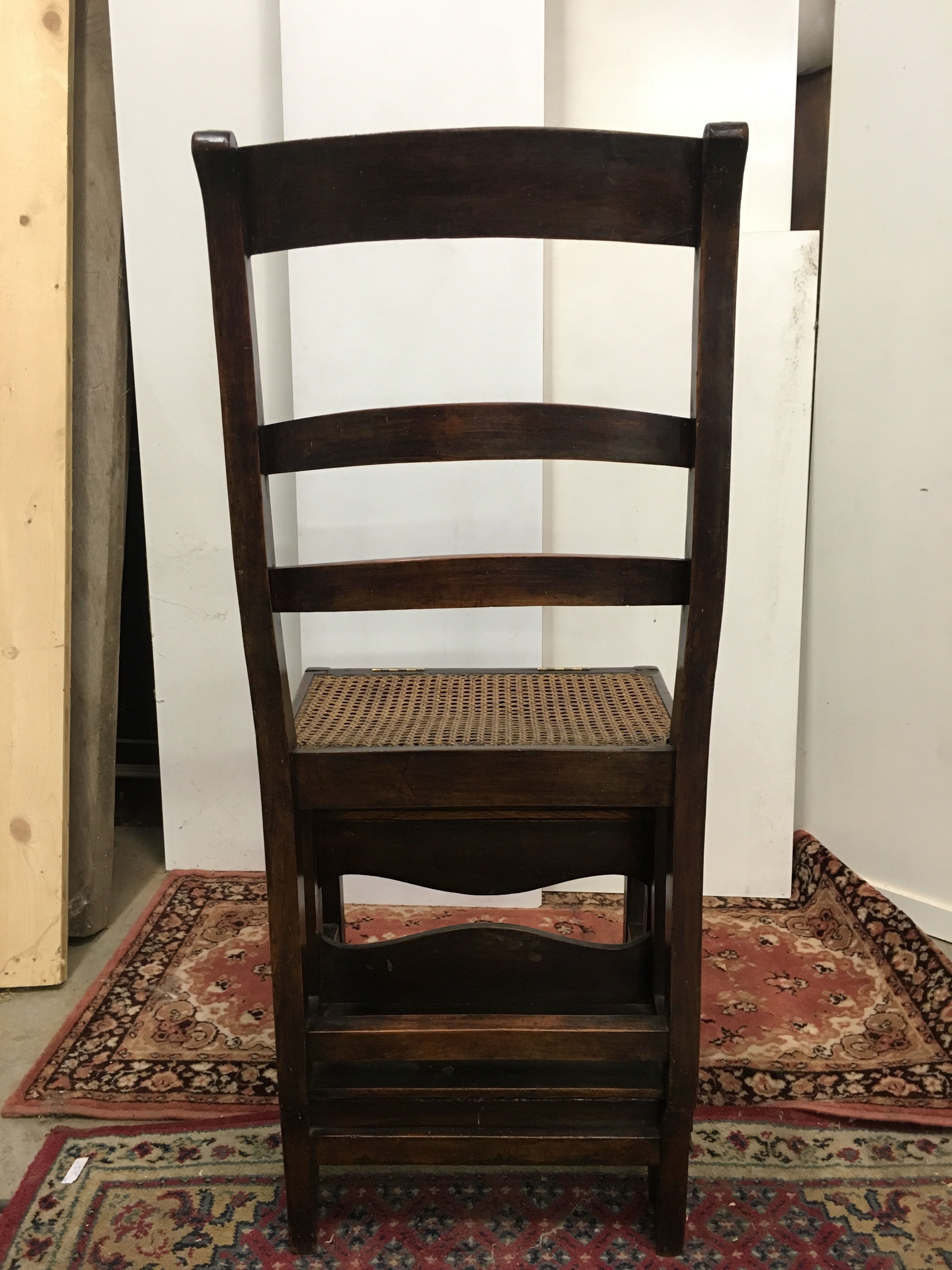 Chair/library staircase