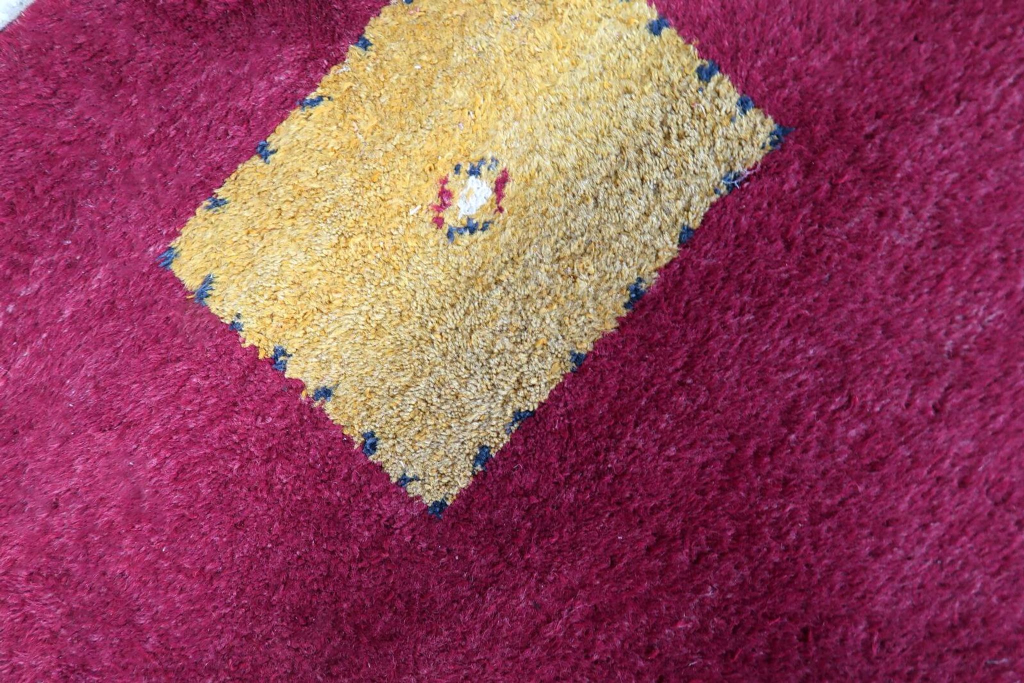 Tapis Gabbeh persan vintage en laine fait main – 143 x 202 cm - 1C1037