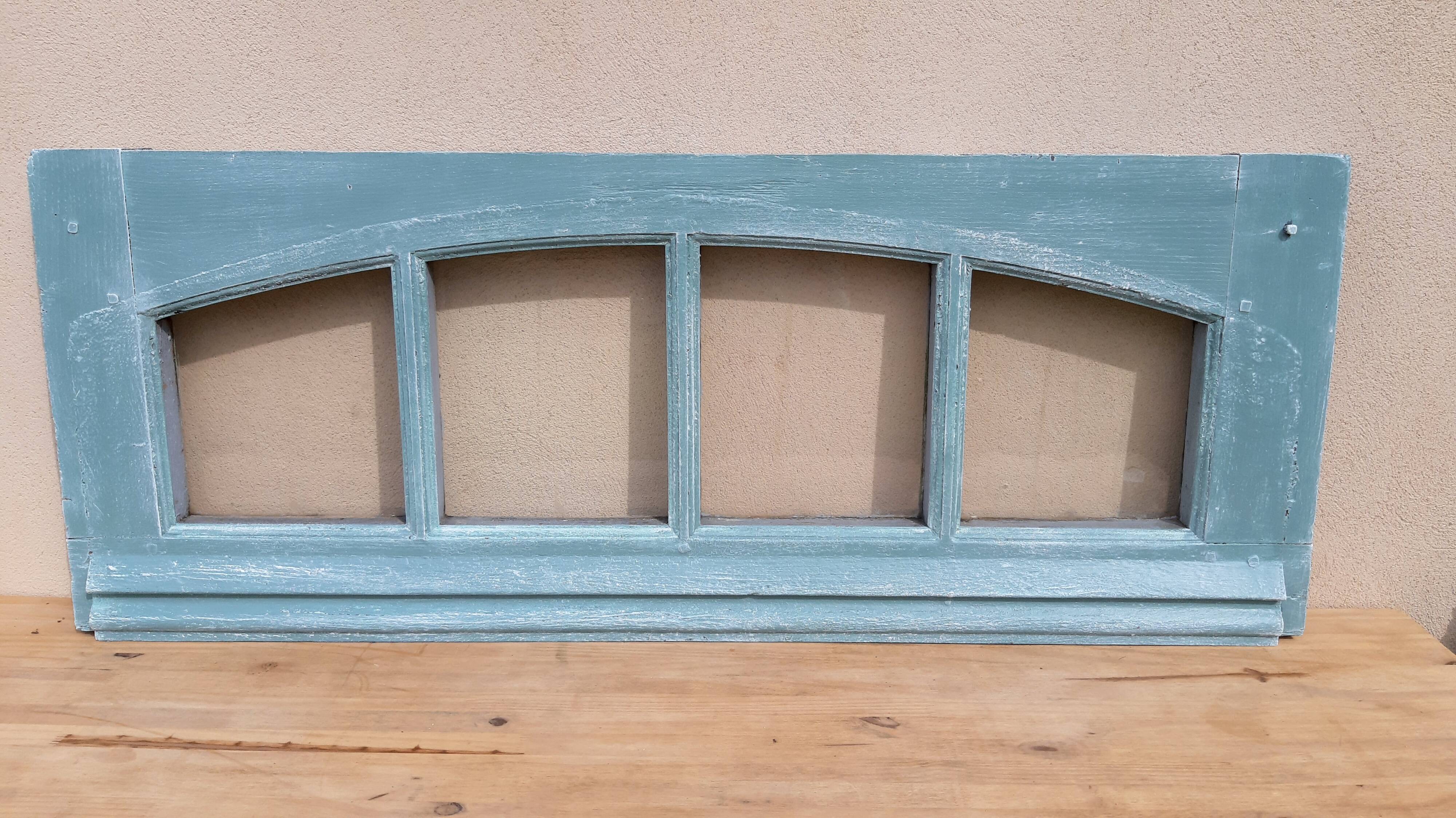 Half-moon beef eye window