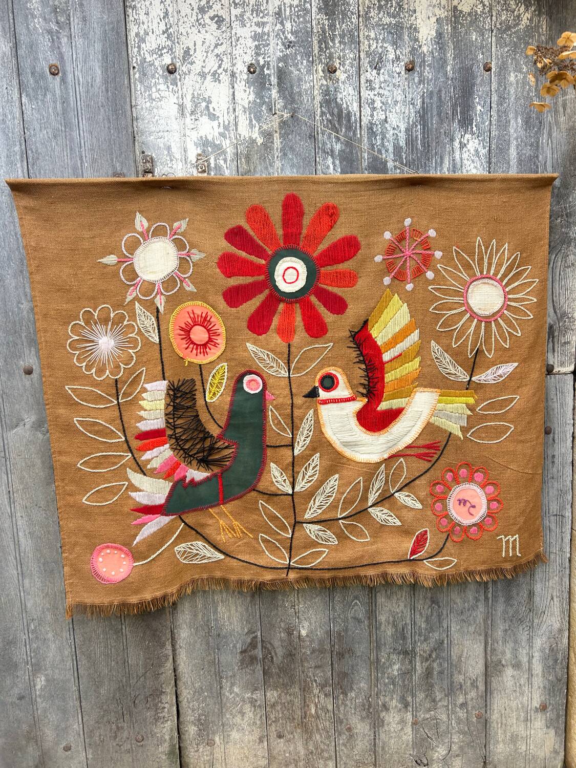 Tenture brodée oiseaux/ fleurs années 60/70