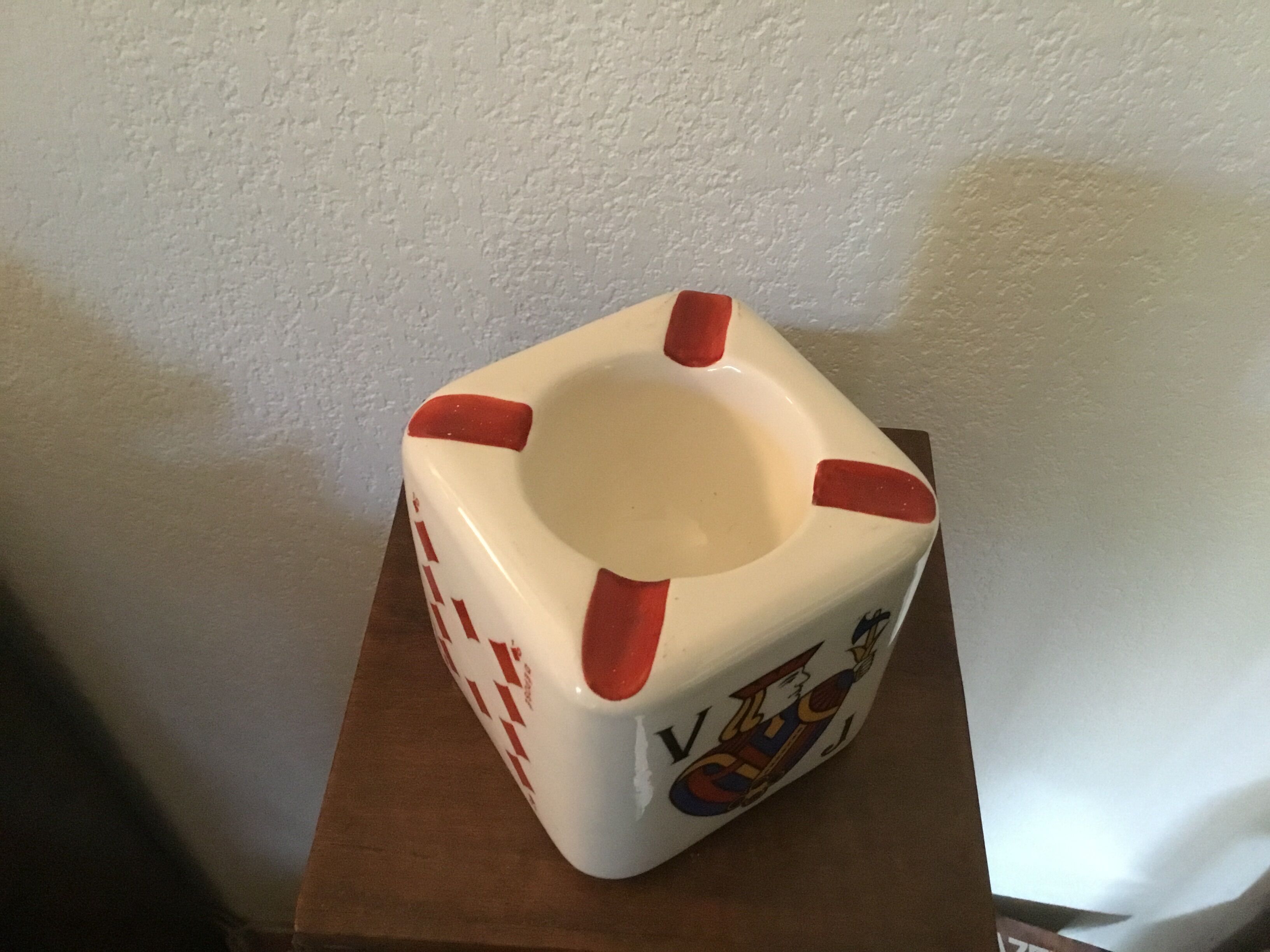 Advertising ashtray Cognac Aigle Rouge