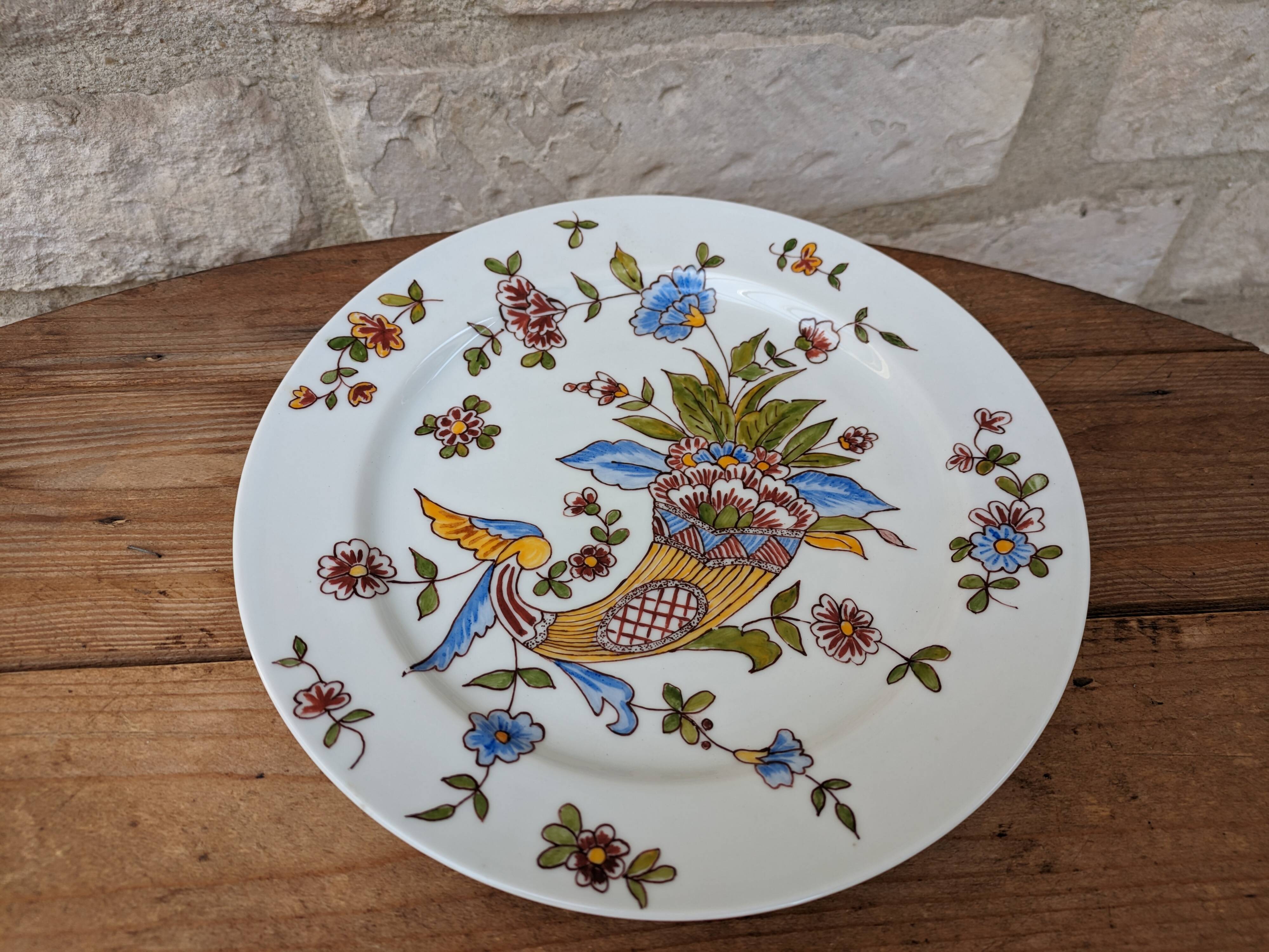 Very beautiful old plate decorated with a cornucopia, hand-painted, Limoges