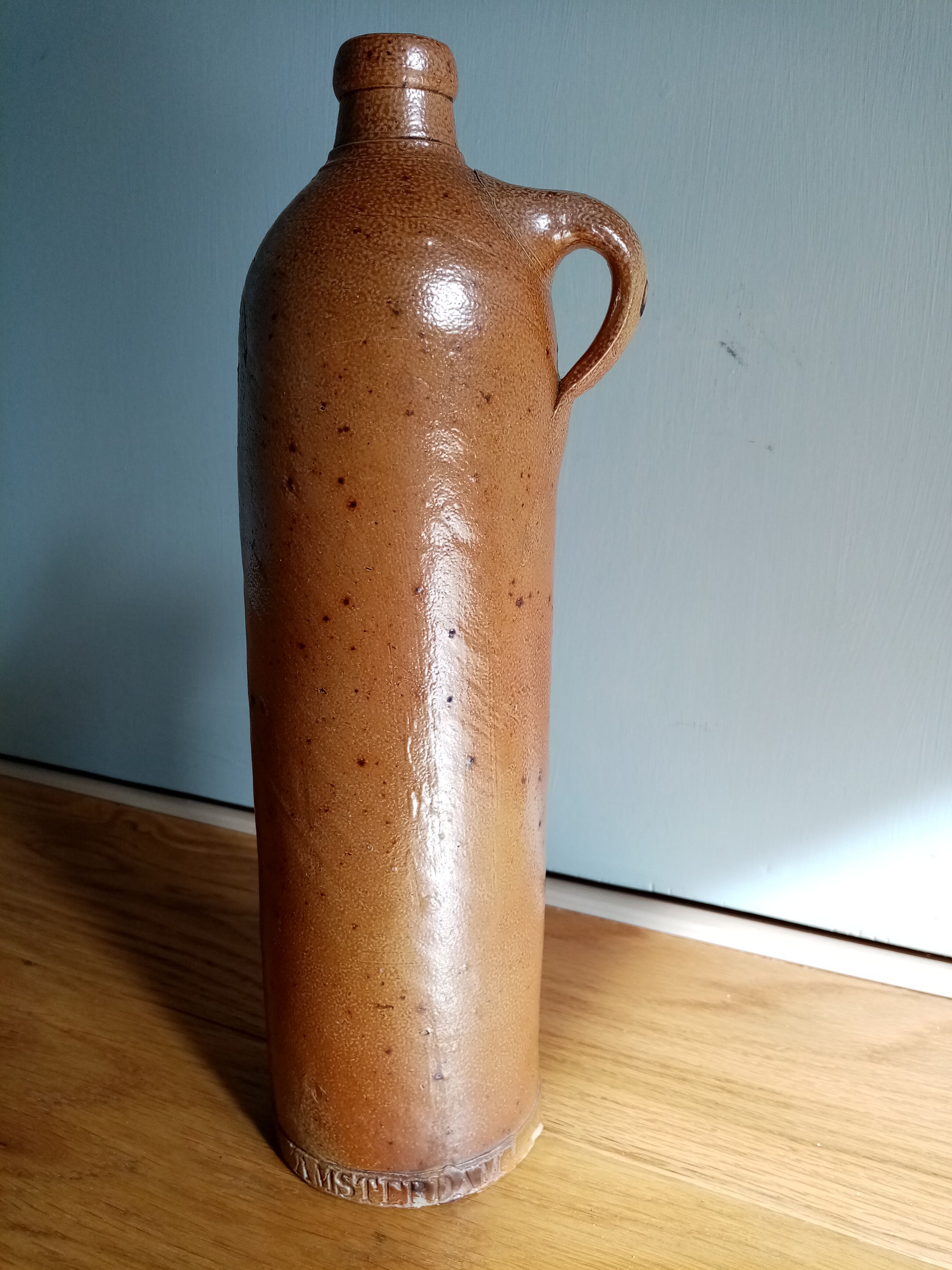 Pyrity sandstone bottle Fockink Amsterdam