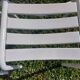 paire de chaises métal blanches, style Tolix