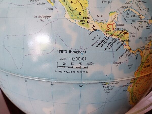 Mappemonde lumineuse années 80