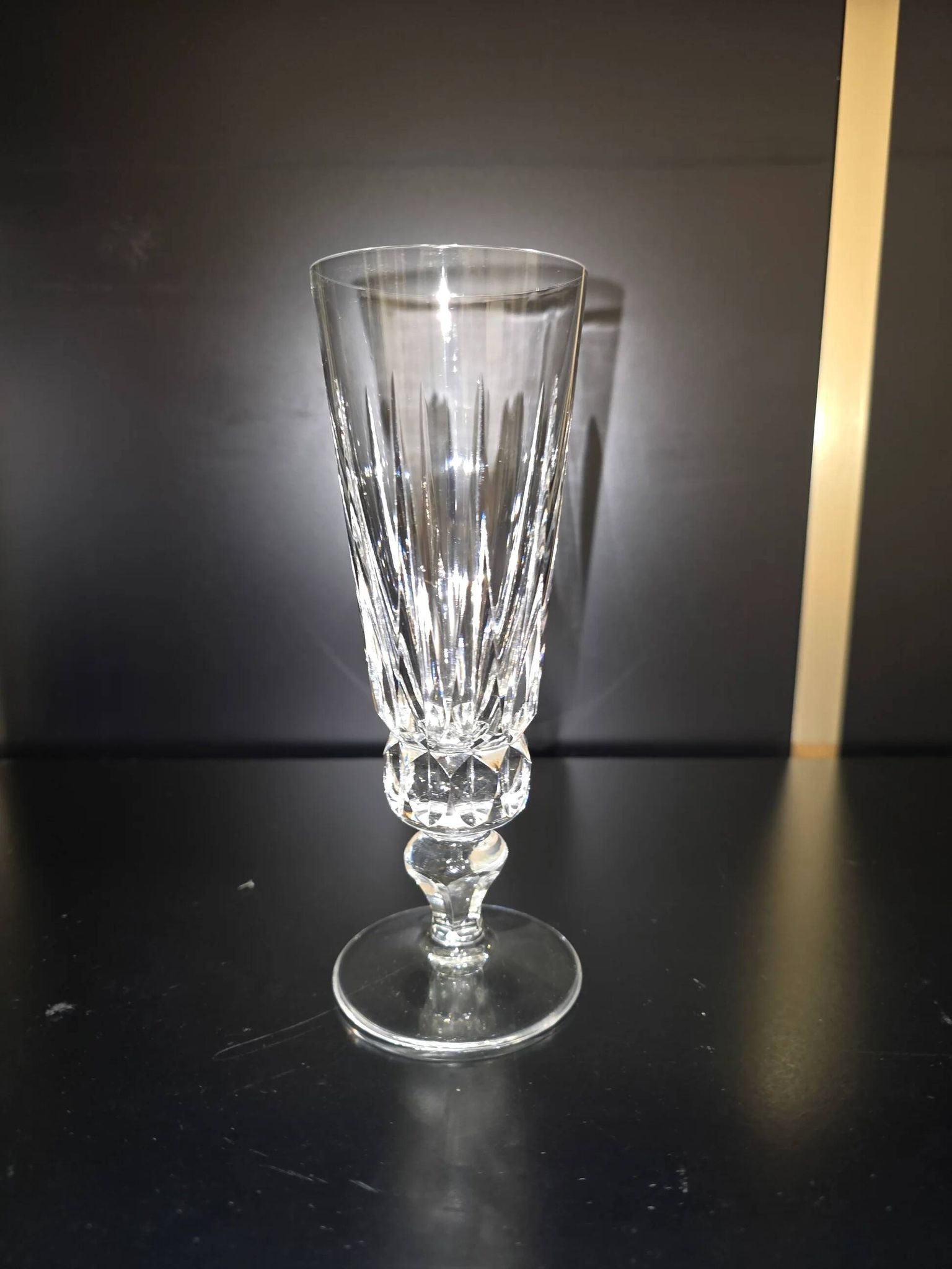 12 Saint-Louis Guernesey model champagne flutes in cut crystal