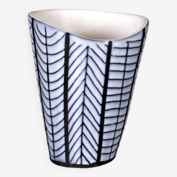 Roger Capron ceramic vase