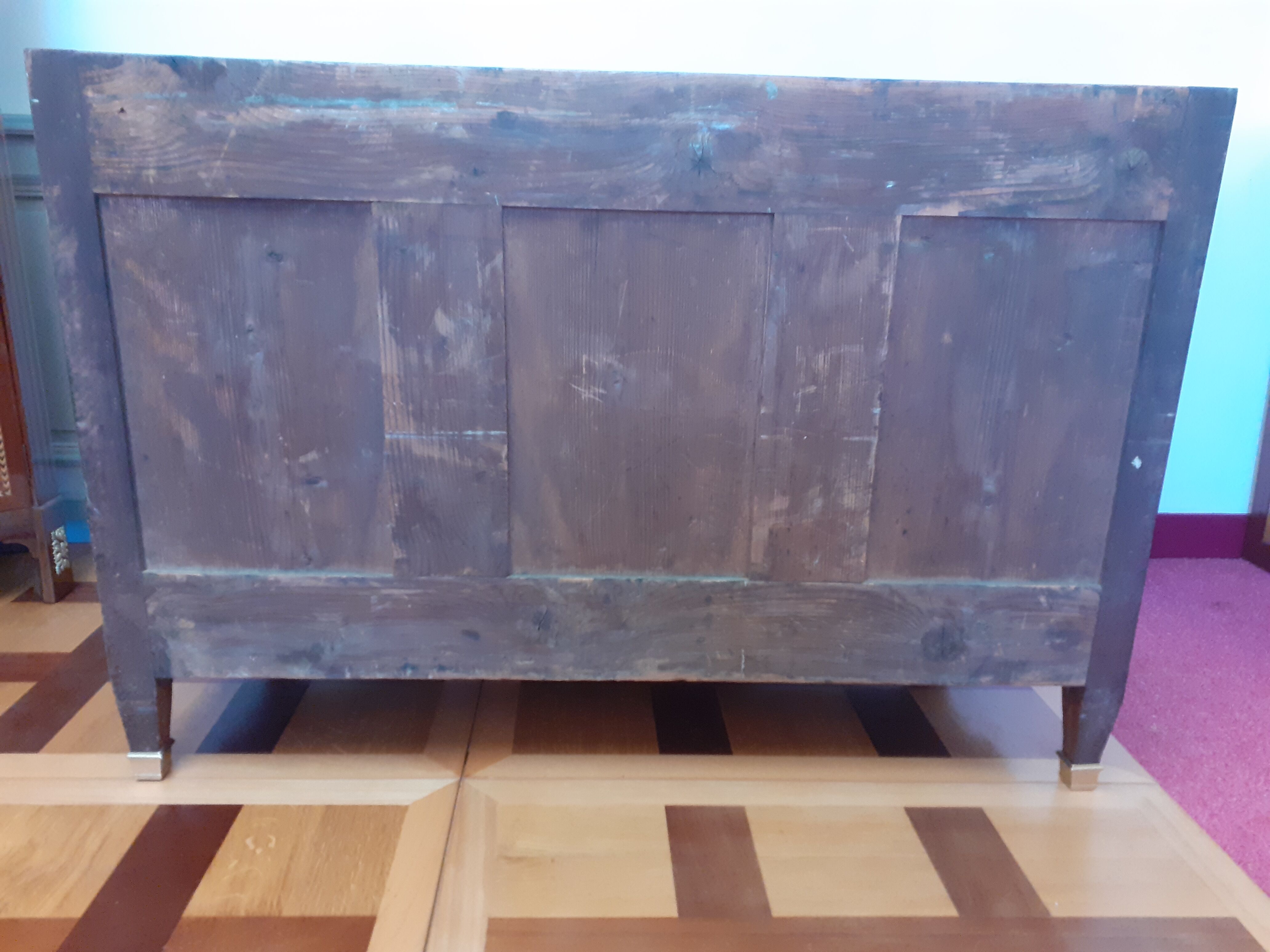 Commode Louis XVI (period)