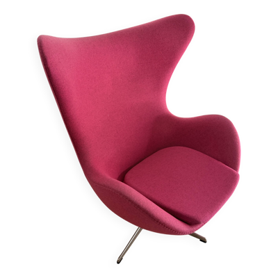 Fauteuil « The Egg » par Arne Jacobsen, édité par Fritz Hansen