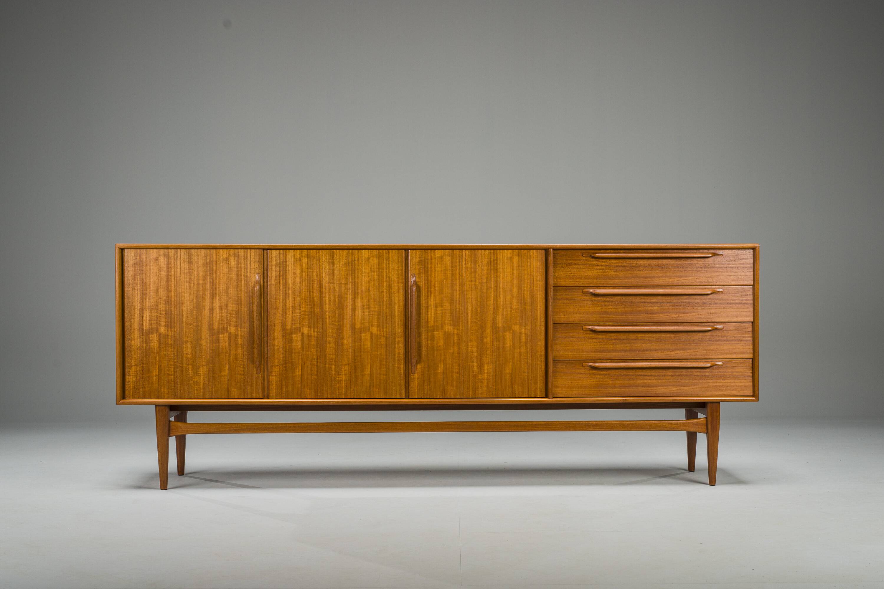 Mid-Century Type 214 Sideboard in Teak by Heinrich Riestenpatt for RT Möbel
