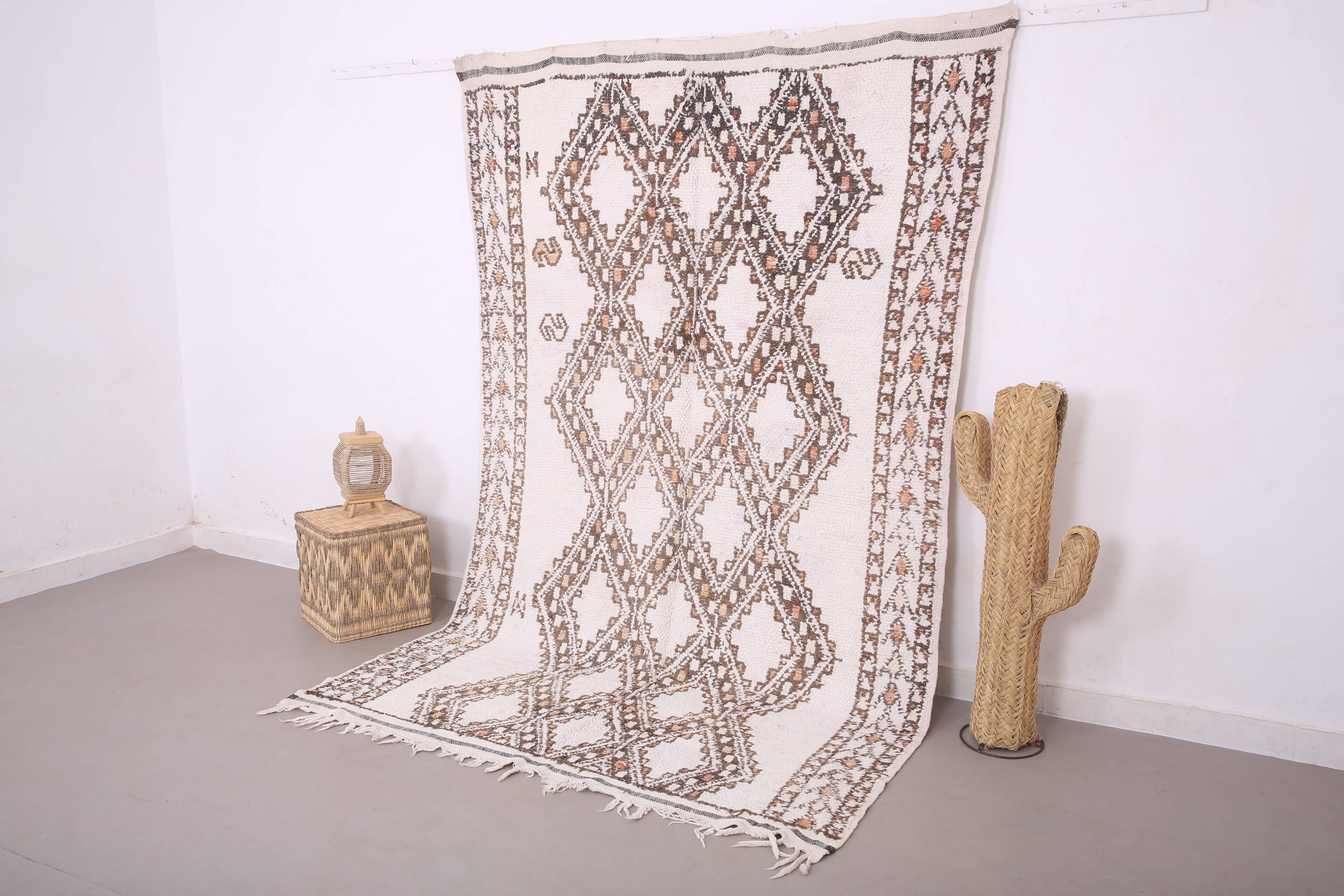 Vintage Moroccan Rug 177 x 269 cm - Berber Wool Rug - Beni Ourain Rug