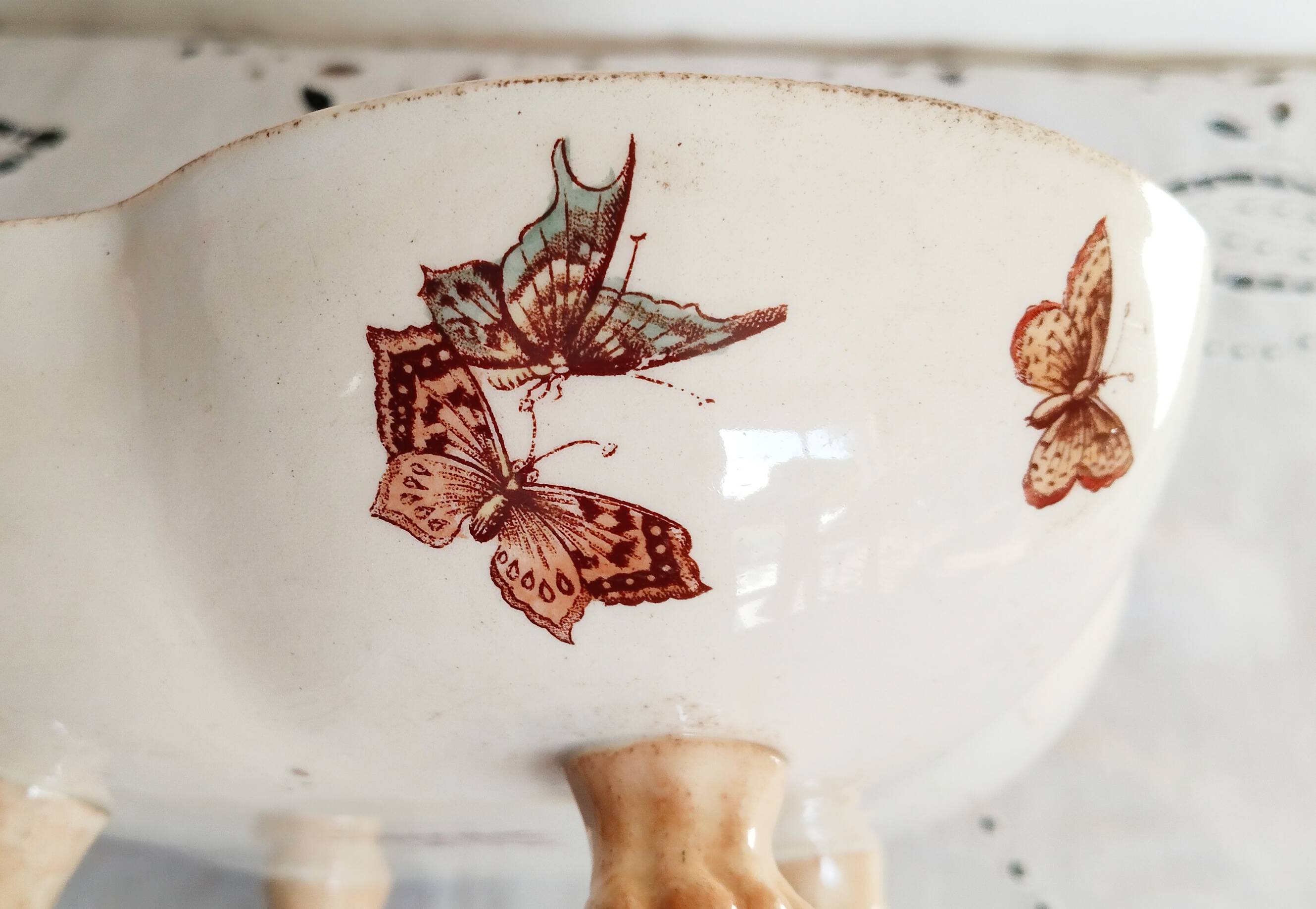 Fruit bowl with polychrome design in Lunéville earthenware