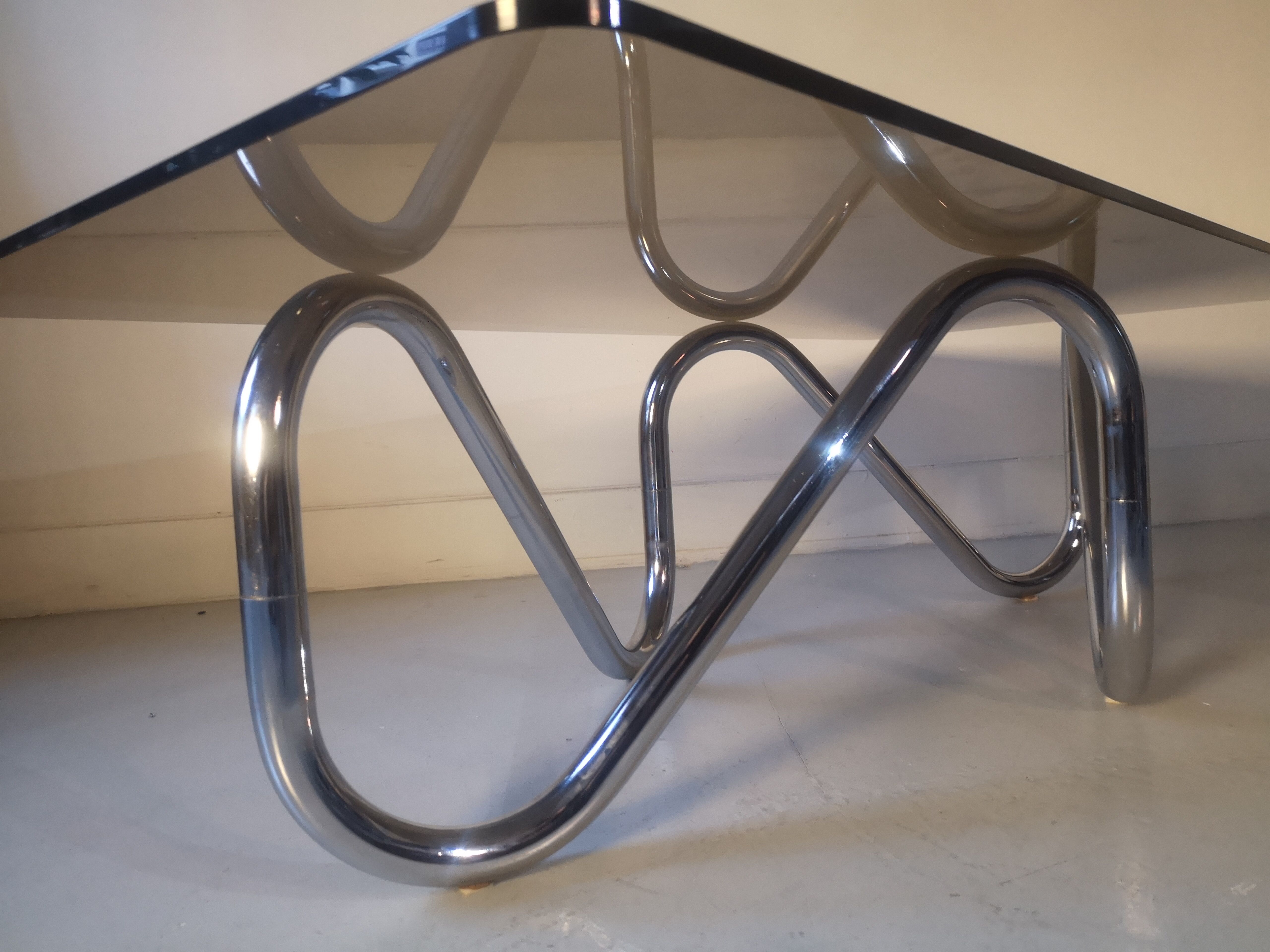 Wave coffee table in smoked tempered glass, 1970
