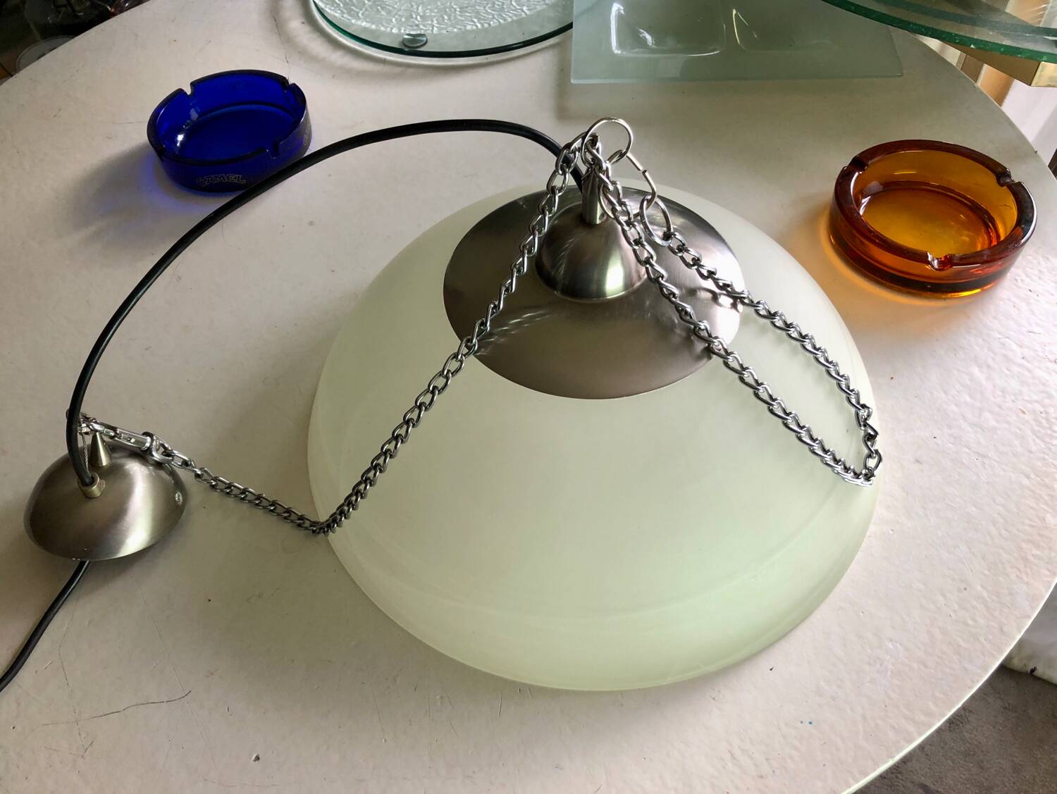 Molded glass pendant light