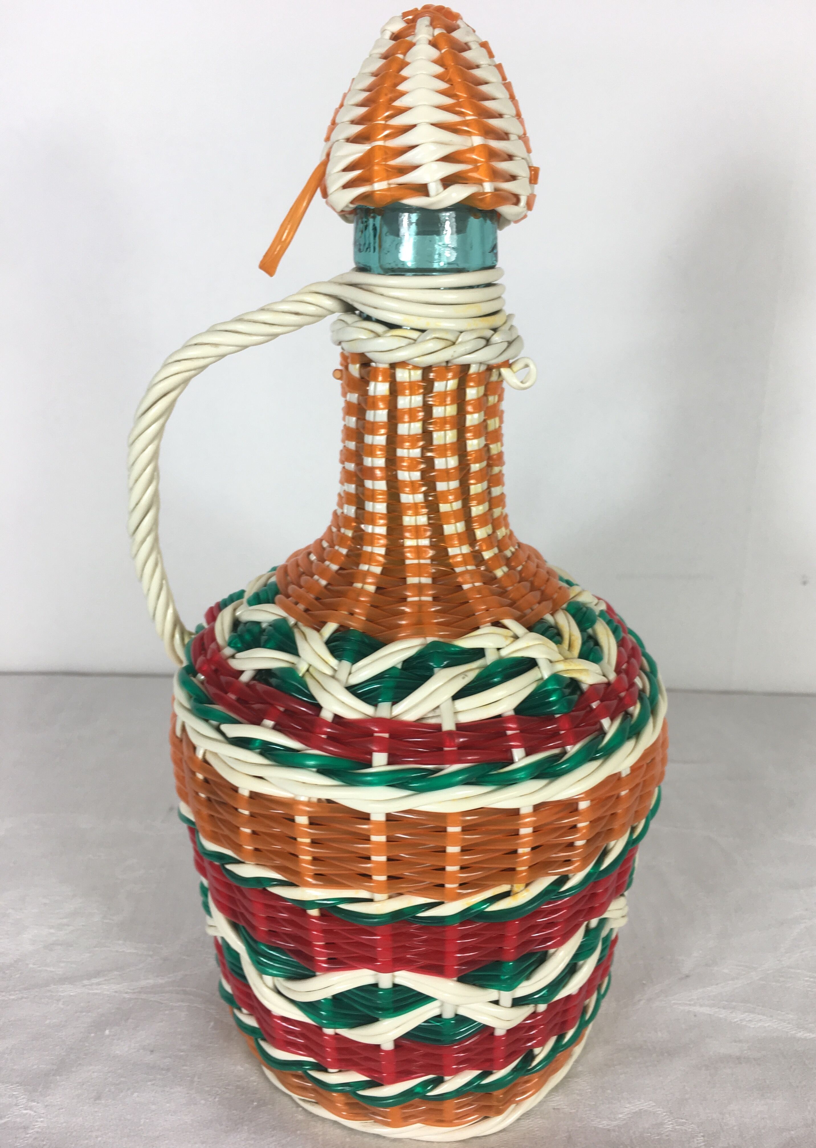 Bouteille scoubidou année 60