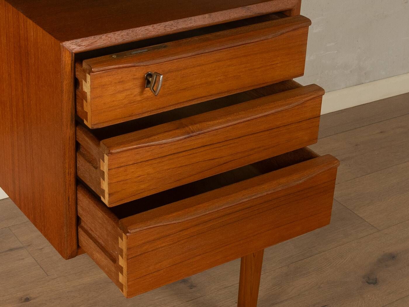Mid-century desk in teak by Peter Løvig Nielsen (1960s)