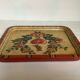 Plateau russe peint en relief